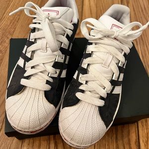 Adidas suede superstar
